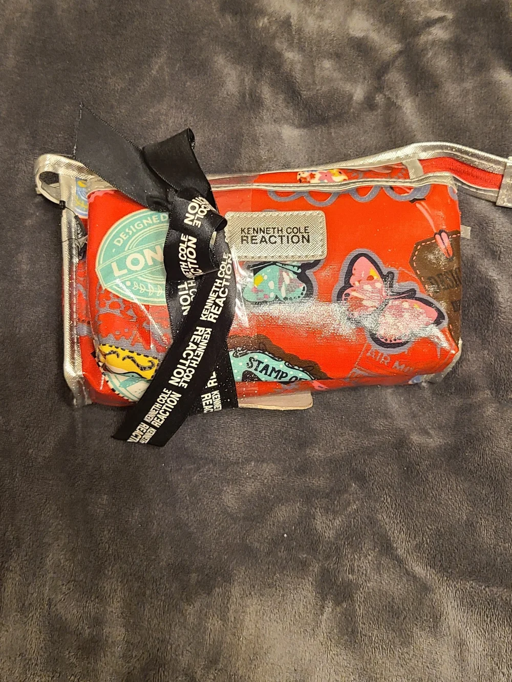 Kenneth Cole Reaction Women's Red Printed Cosmetic Pouch